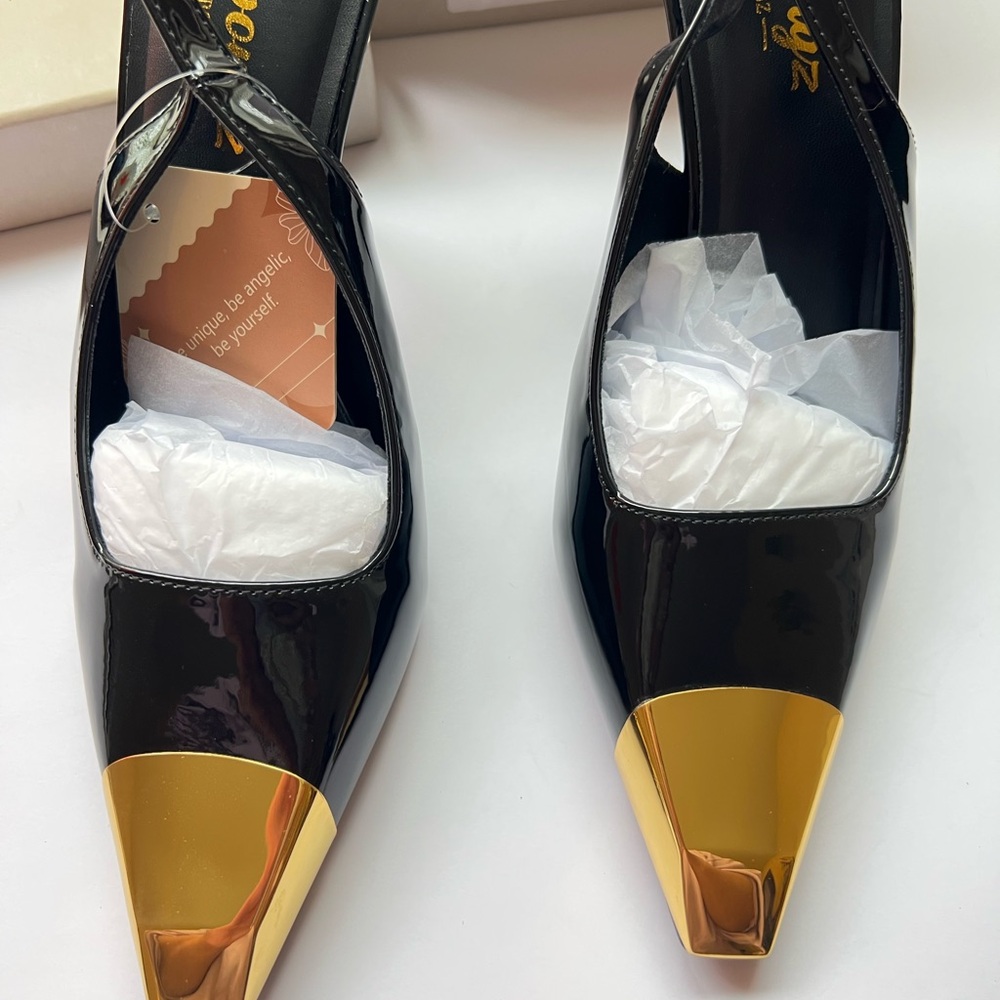 Black and Gold Pointed Slingback Pumps - Classic Women’s Heels - Picture 5 of 8